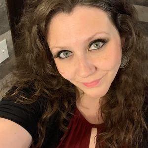 Meet your Posher, Daina